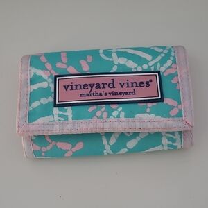Vineyard Vines Tri Fold Wallet In Martha's Vineyard Print